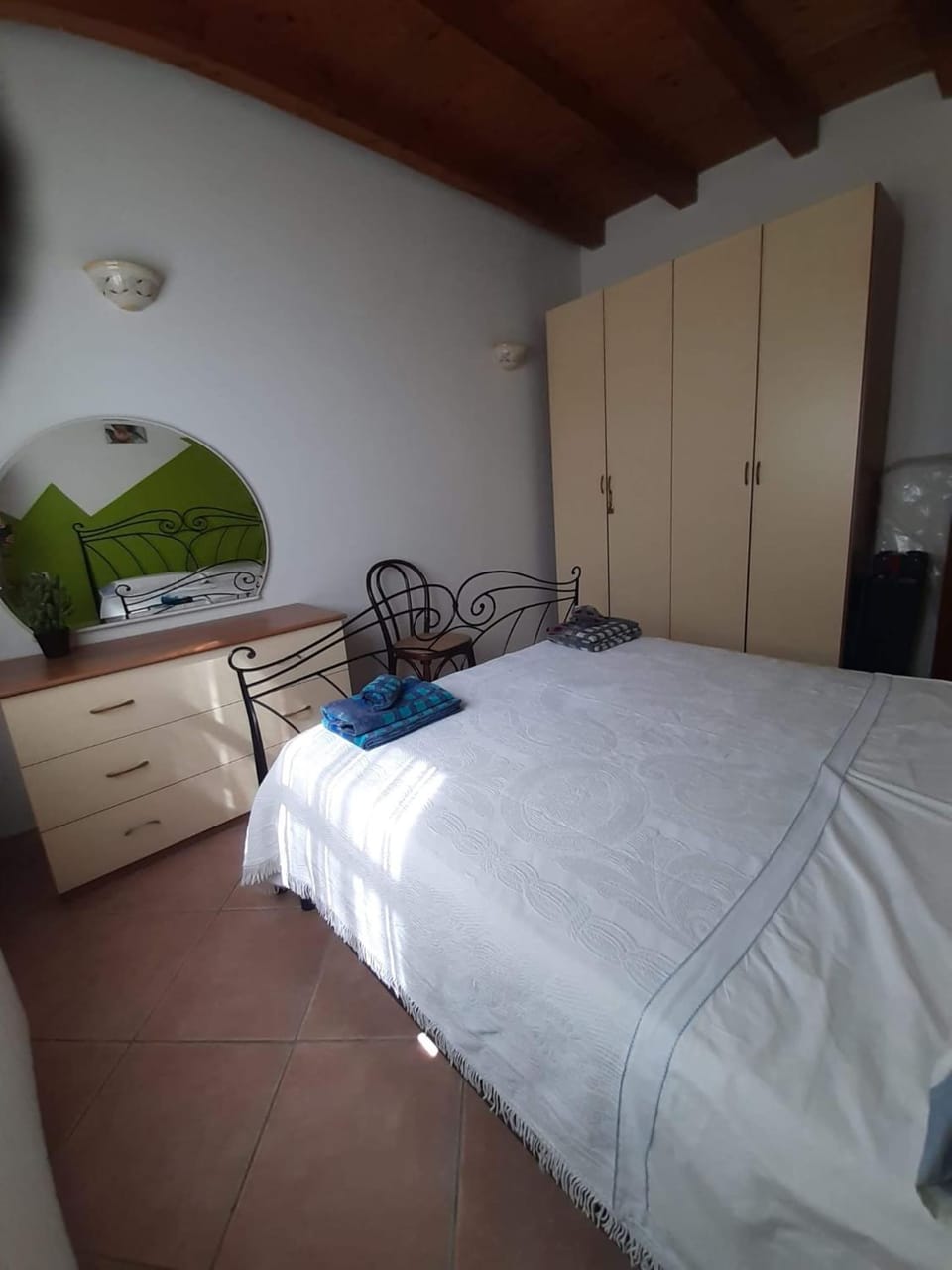 Bedroom, wardrobe