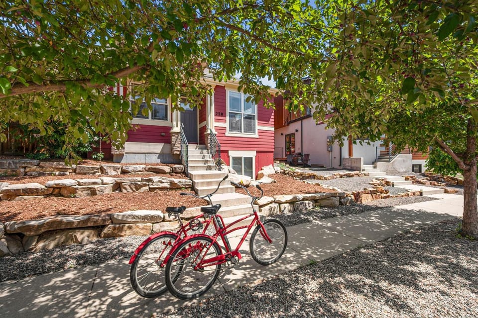Old Town North Retreat with Bikes, Near Brews & Trails House in Fort Collins