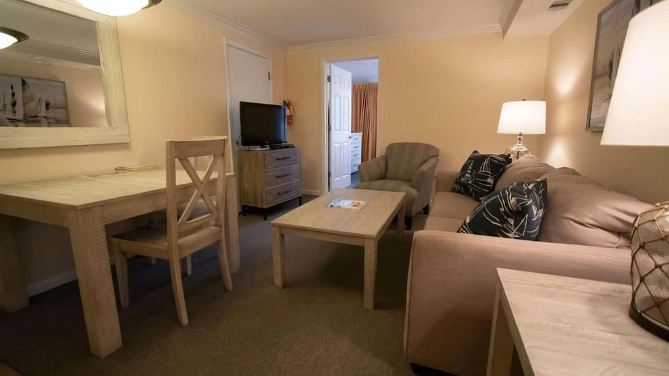 Bay Club of Sandestin - Studio Suite w Balcony Apartment in Miramar Beach