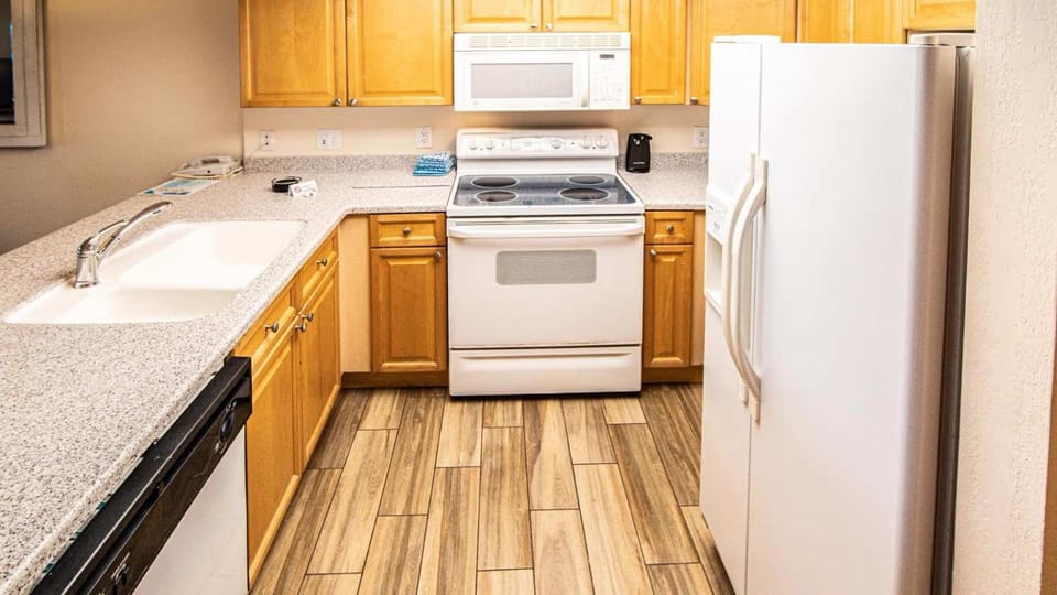 Bay Club of Sandestin - 1 Bedroom Suite w Balcony Apartment in Miramar Beach