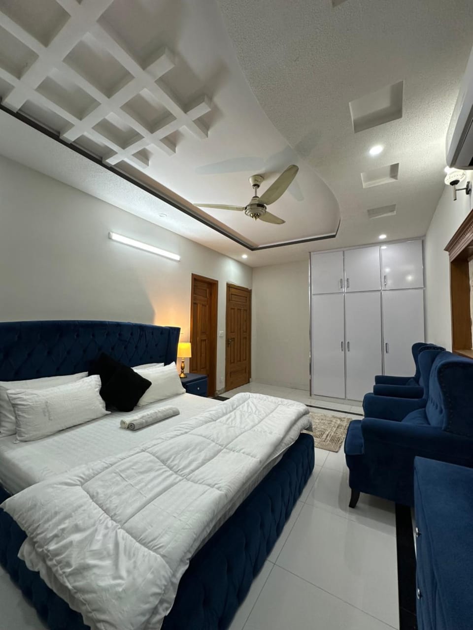 Blue nest G13 Bed and Breakfast in Islamabad Capital Territory