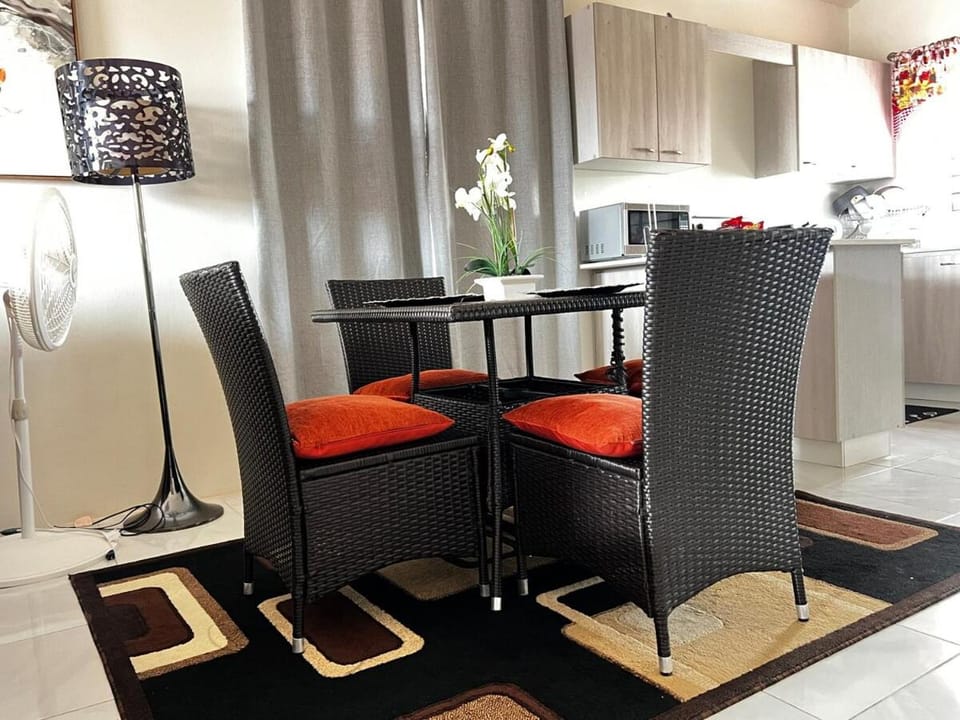 Comfortable and Spacious Home Away From Home House in Saint Catherine Parish