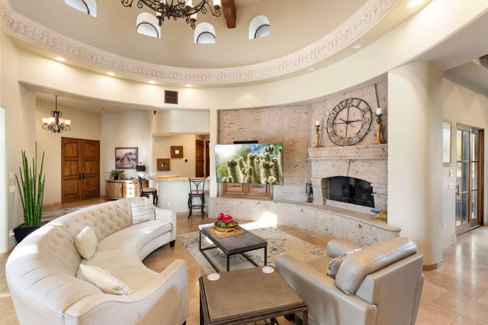 Luxury Estate with Pool Desert Views & Casita House in Carefree