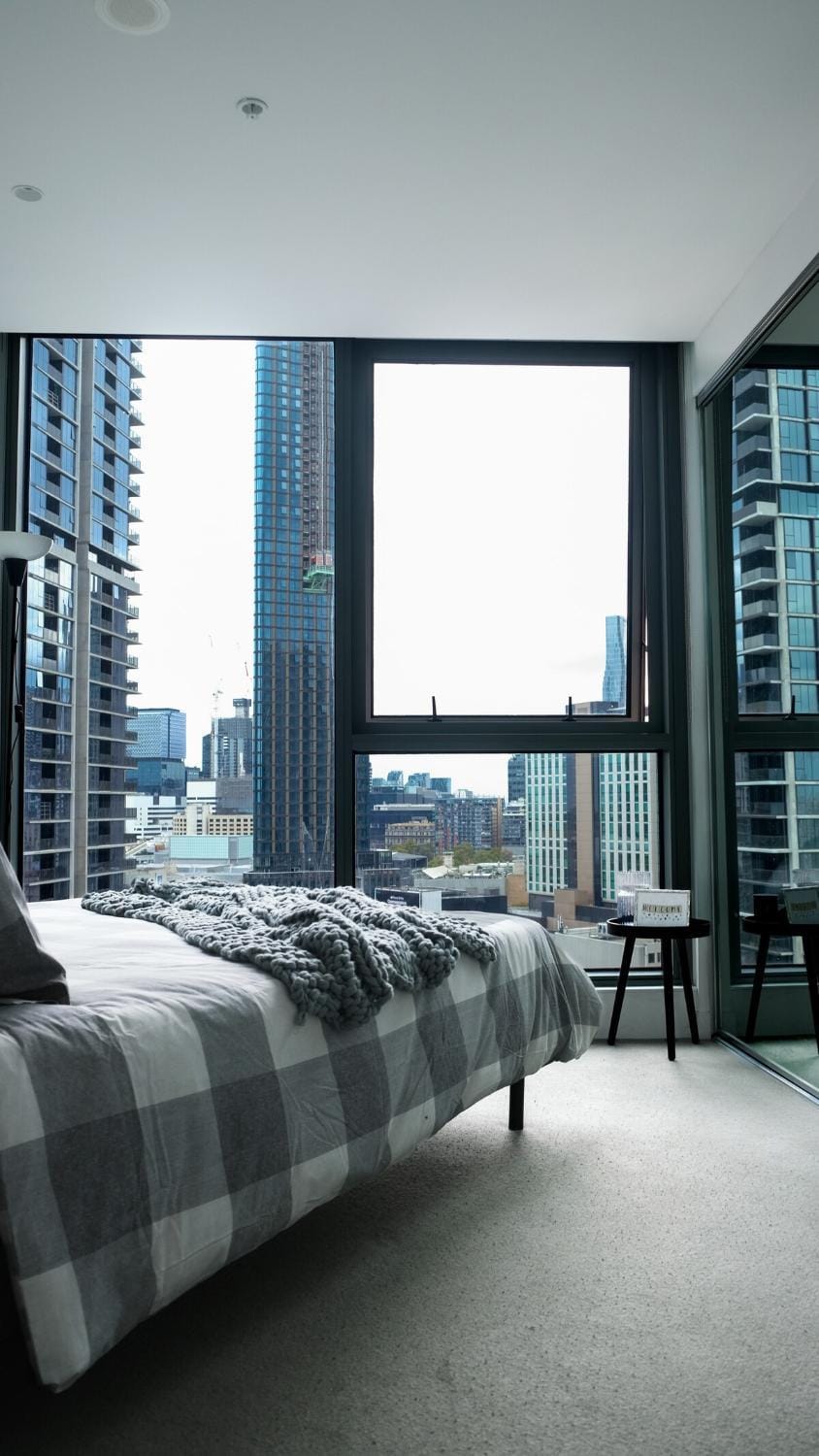Southbank Skyline Hideaway! ONE BEDROOM Apartment in Southbank