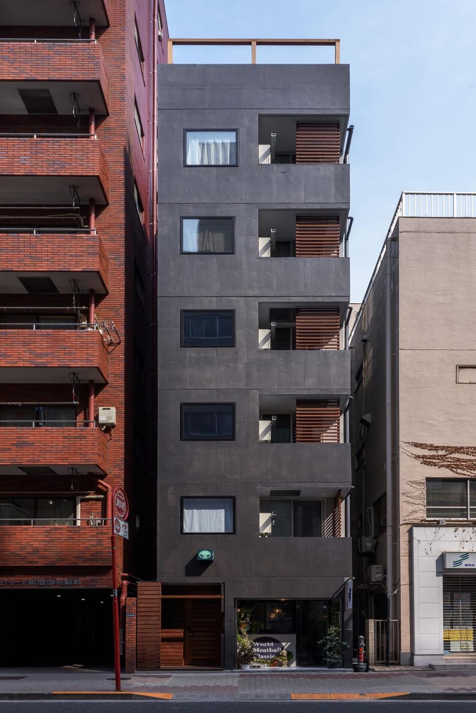Property building, Day