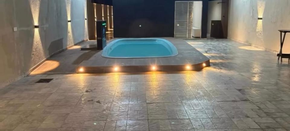 Ice pool house House in Santos