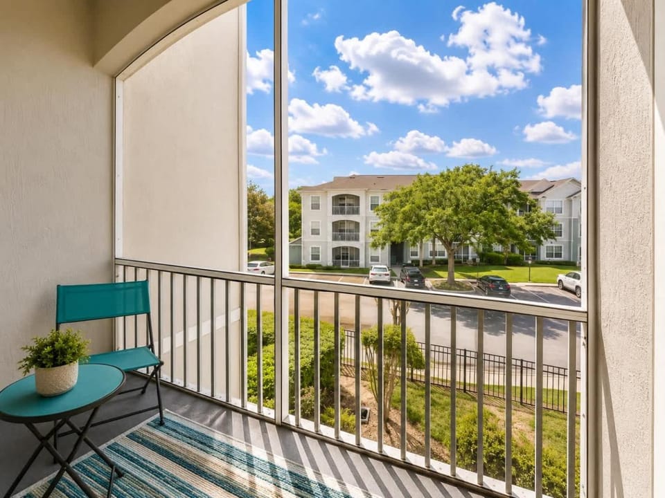 Windsor Palms Condo - Resort Pool Hot Tub- Near Disney House in Bay Lake