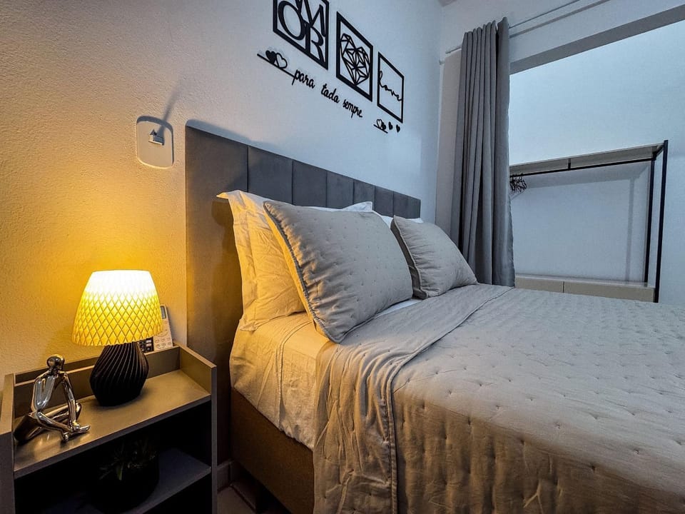 Apê completo p/ 3 • vaga + Wi-Fi Apartment in Brusque