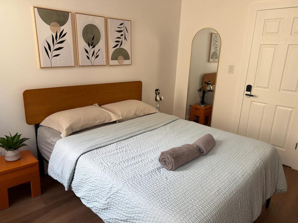 The Revival Guest House near Times Square Bed and Breakfast in Midtown