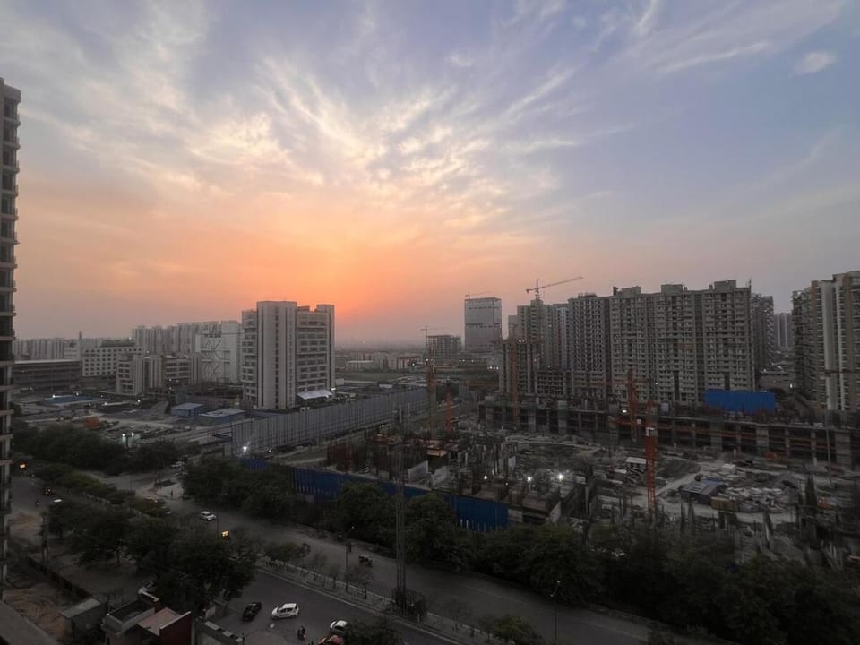 Amys Retreat Apartment in Noida