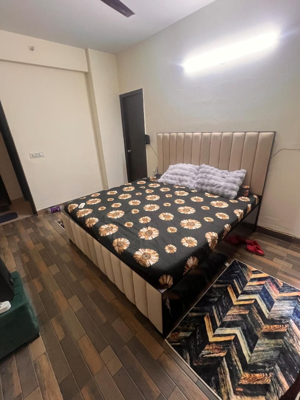 Amys Retreat Apartment in Noida