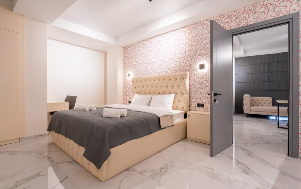Bed, Photo of the whole room, Bedroom, towels, wardrobe