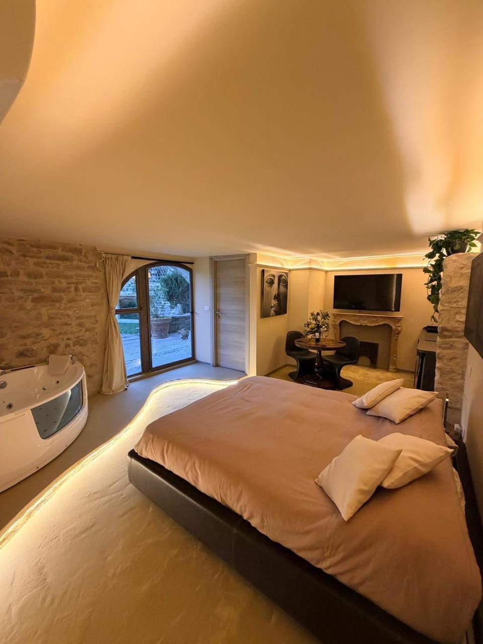 Borgo Spescia Pool Park and Relaxation House in Emilia-Romagna