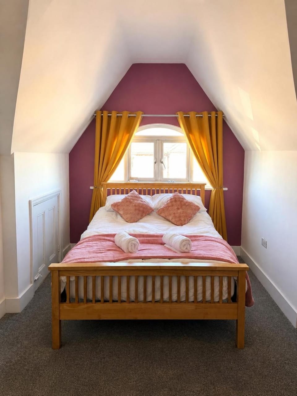 Modern 4BR Contractor Stay Long Stays Welcome Apartment in Southampton