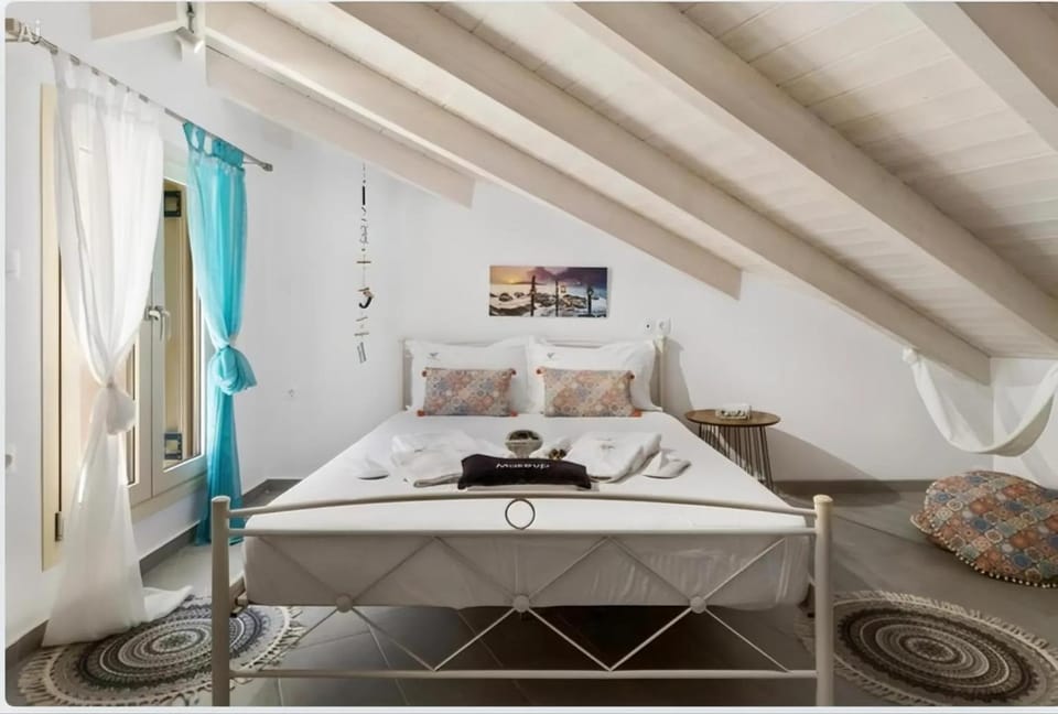 Bedroom, Location