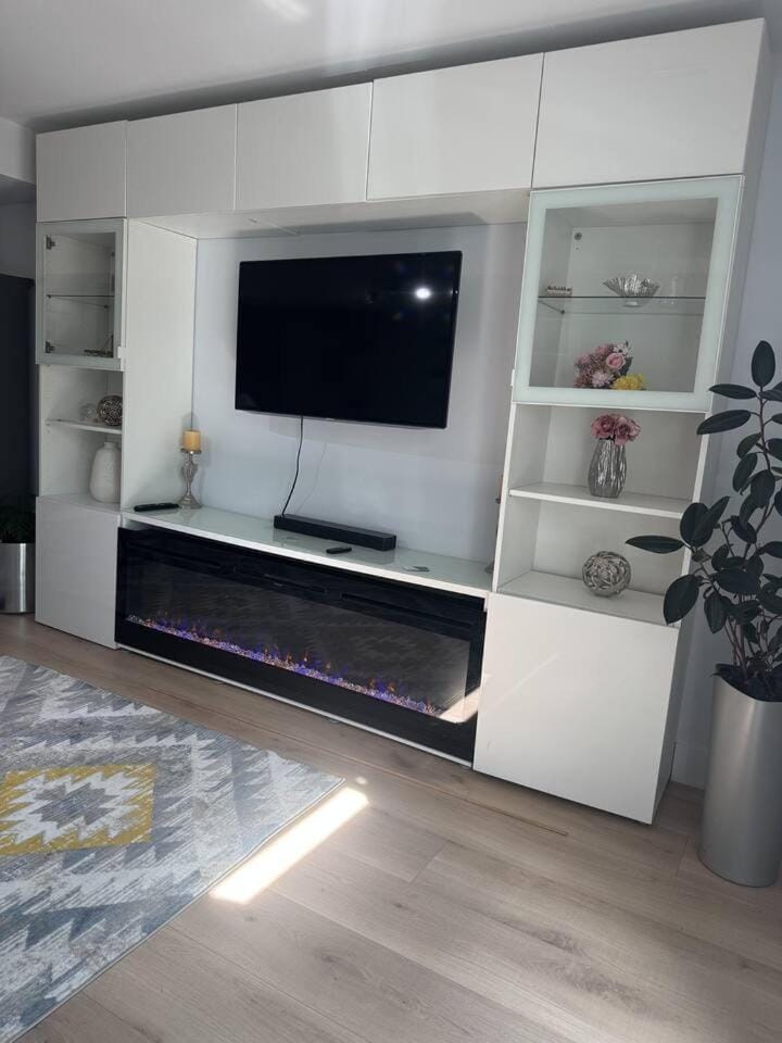 Cozy private suite near trails & transit House in Port Coquitlam