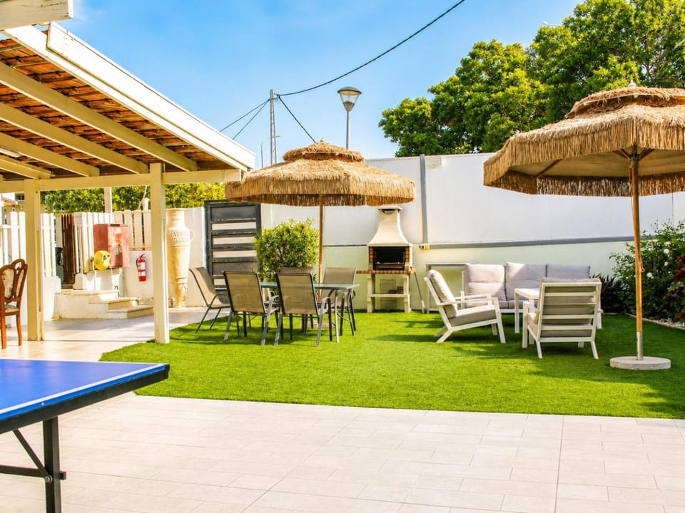 Garden, sunbed