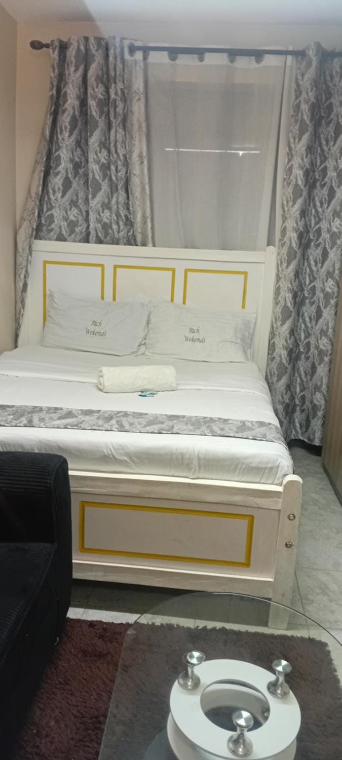 Lucky Suites 3 Bed and Breakfast in Nairobi County
