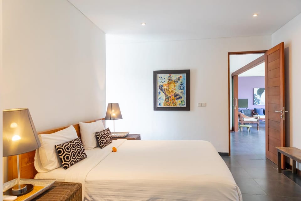 Tropical 3 Bedroom Private Villa with Pool in Canggu Villa in North Kuta