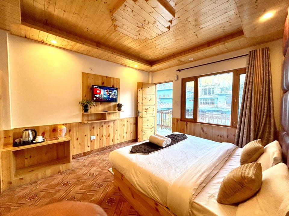 Hotel Durga Mall Road Bed and Breakfast in Manali