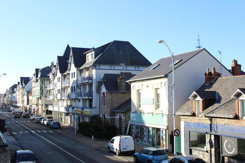 Neighbourhood