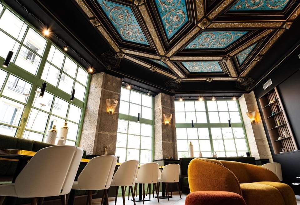 Lounge or bar