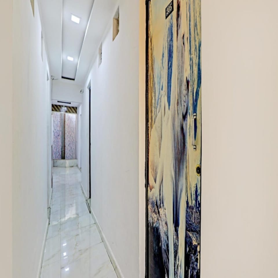 HOTEL Sarovar Hotel in Ahmedabad