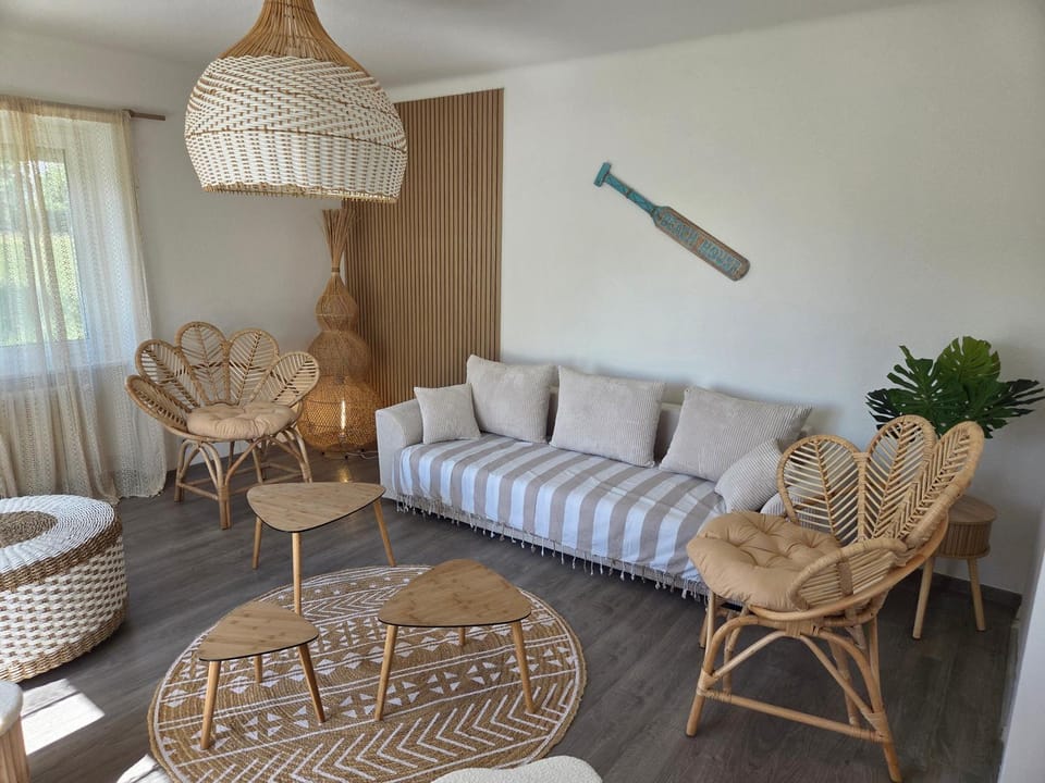 Casa Lumina House in Bourgogne-Franche-Comté