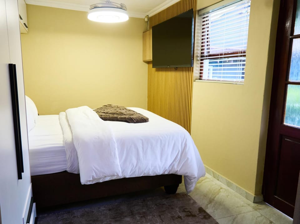 Long Island Guest House & Conference Bed and Breakfast in Sandton