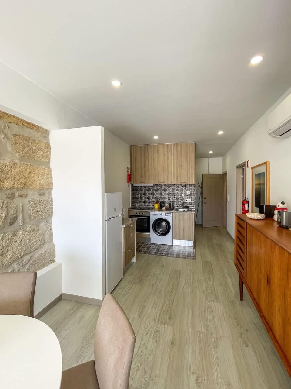 Brito Capelo Terrace T1 - 5 Guests Apartment in Matosinhos