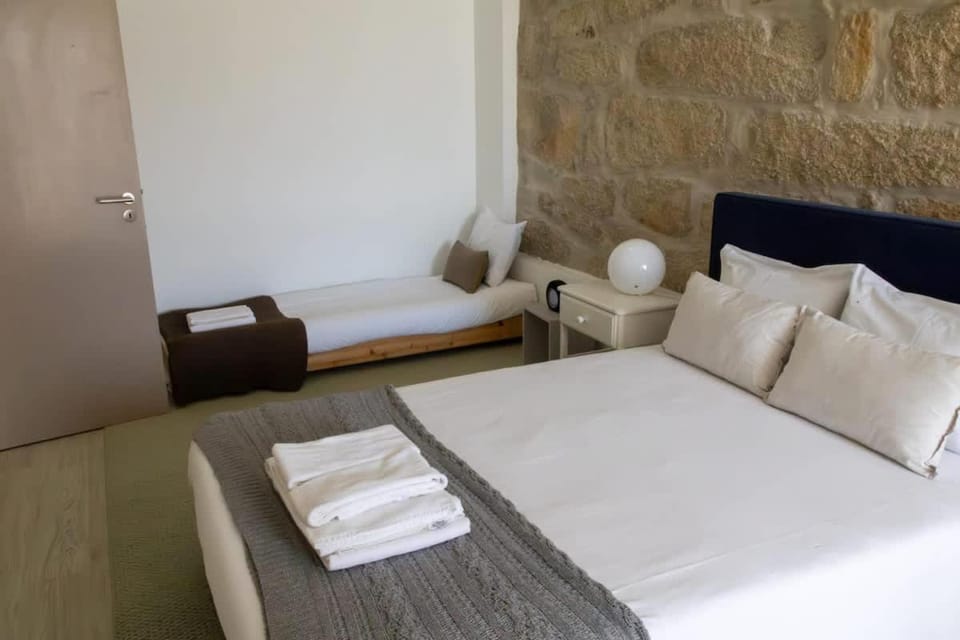 Brito Capelo Terrace T1 - 5 Guests Apartment in Matosinhos