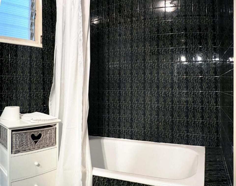 Seahomes Vacations - Centric Apt Heart of Blanes Apartment in Blanes