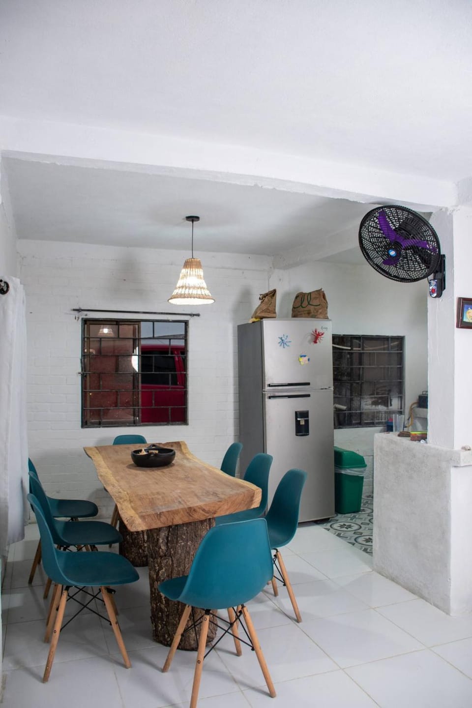 Dining area, kitchen