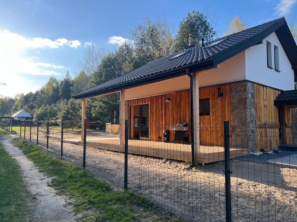 Property building, Spring, Day
