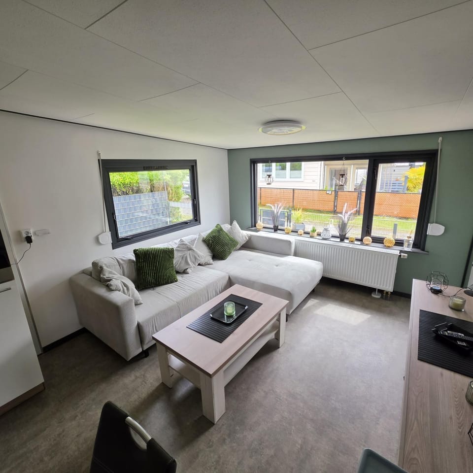 Communal lounge/ TV room, Living room