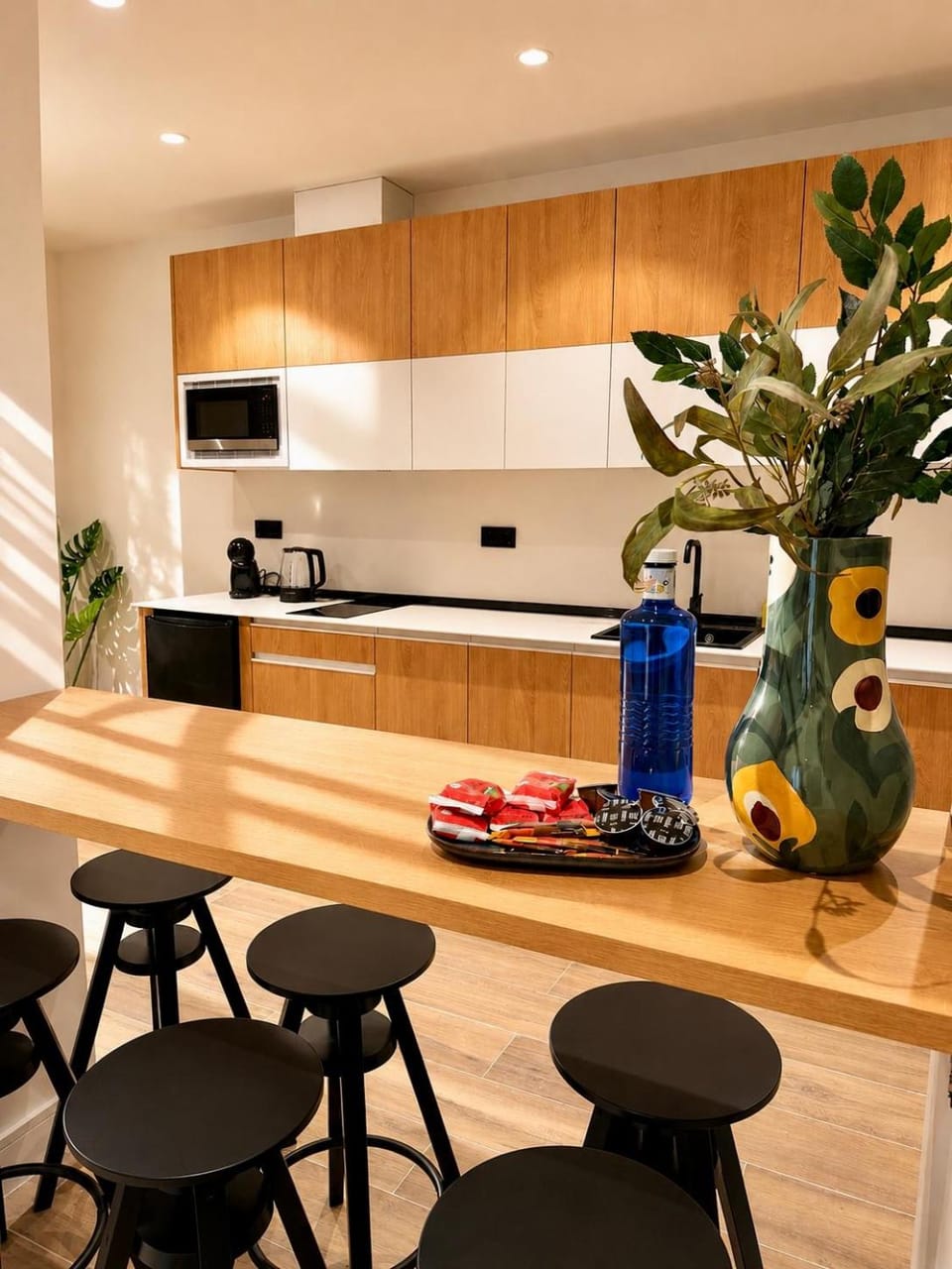 Coffee/tea facilities, Kitchen or kitchenette, Dining area, pet friendly, stove