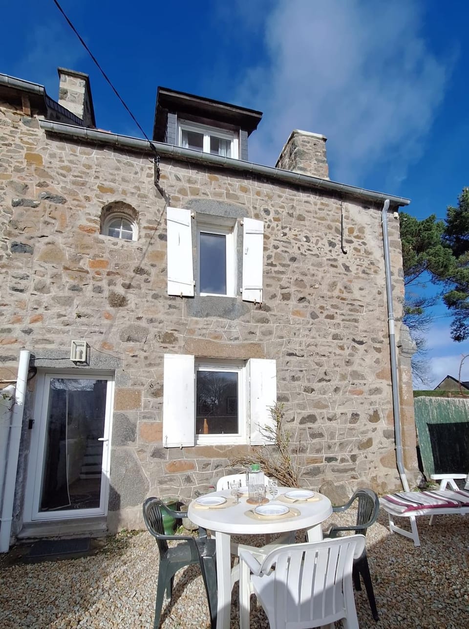 Ti Mousse Traditional Breton House in Saint-Quay-Portrieux