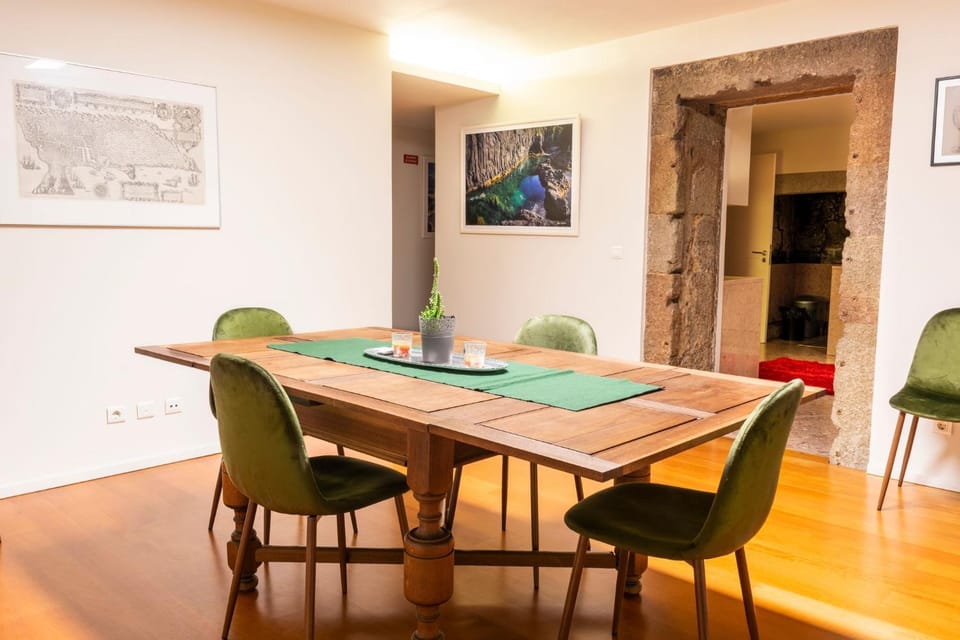 Decorative detail, Dining area