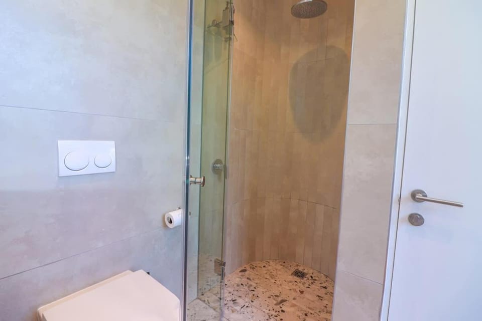Exclusive & Modern Sea View apartment in Hermanus Apartment in Hermanus