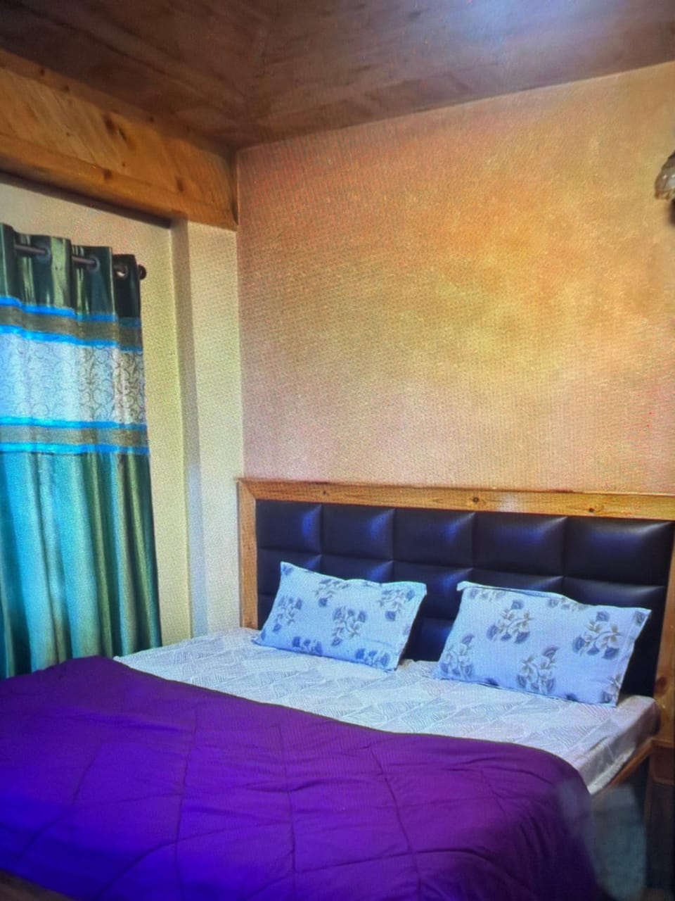 Jakhu heights B&B Bed and Breakfast in Shimla