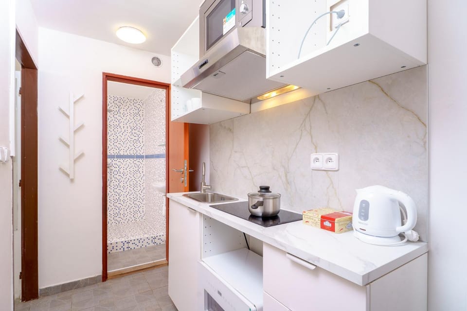 Smart apartments close to Náměstí Bratří Synků Apartment in Prague