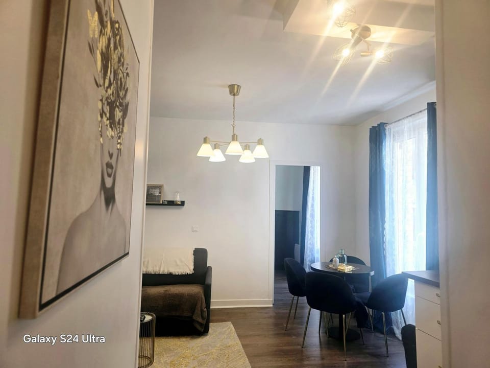 T2 élégant aux portes de Paris Saint-Ouen Apartment in Saint-Denis, France