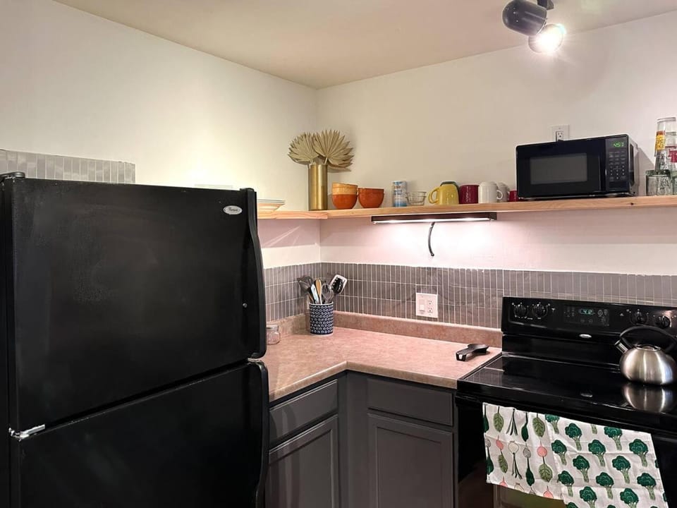Condo + Pool, Hot Tub, Gondola Apartment in Steamboat Springs