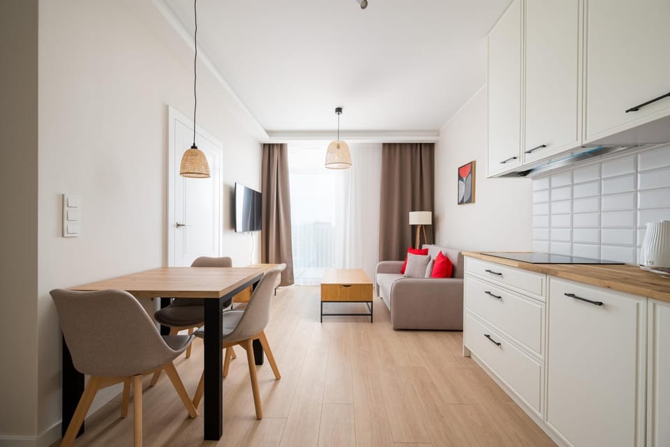 Communal lounge/ TV room, TV and multimedia, Kitchen or kitchenette, Living room, Seating area, Dining area, Evening entertainment