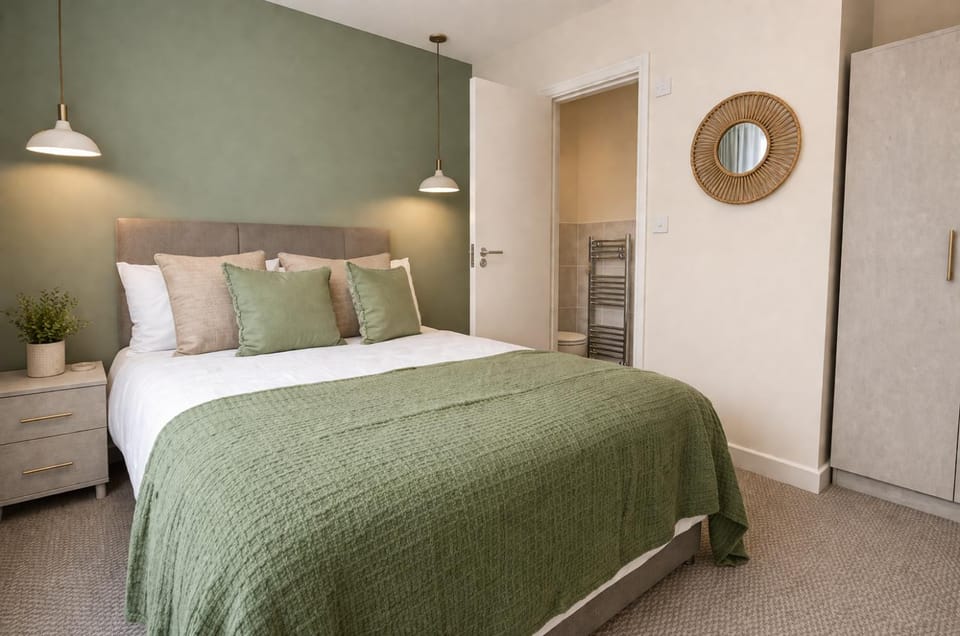Bed, Photo of the whole room, Bedroom, wardrobe