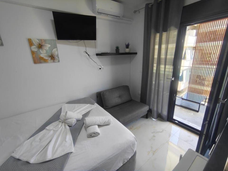 mike studio Apartment in Halkidiki