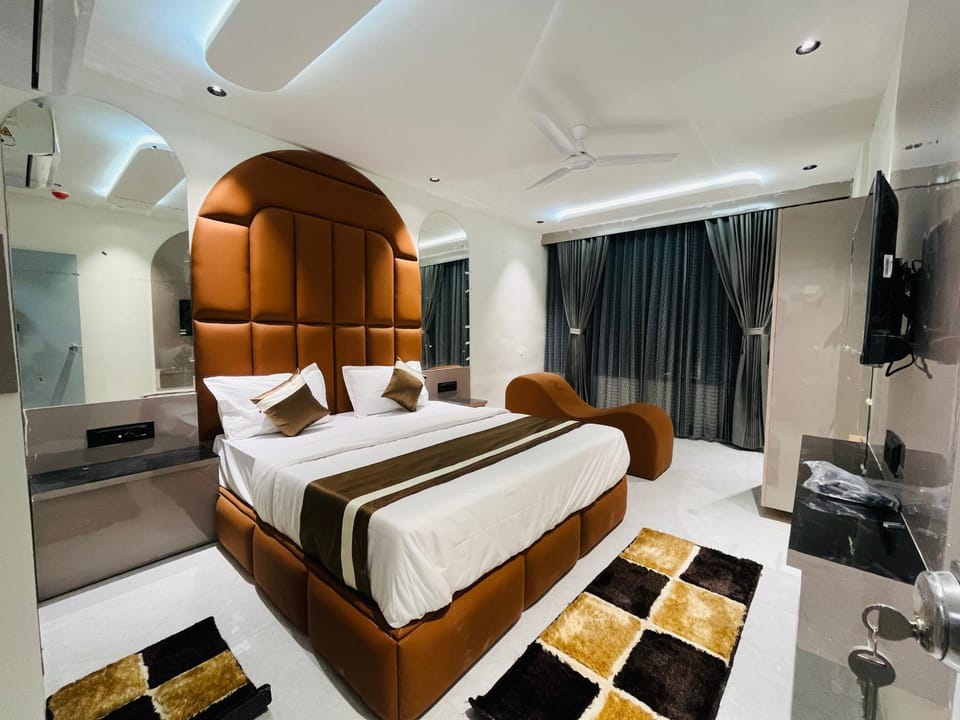 Hotel Pacific Regency Hotel in Ahmedabad