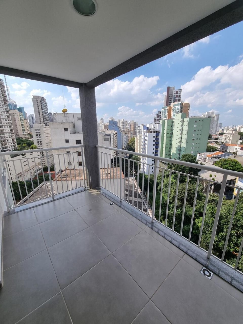 Balcony/Terrace, City view