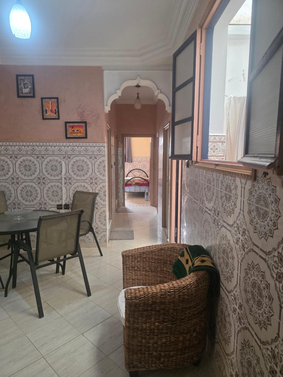Living room, Photo of the whole room, Seating area, Dining area