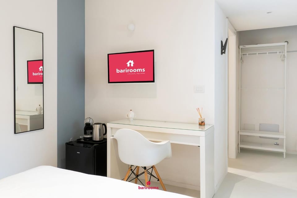 TV and multimedia, Photo of the whole room
